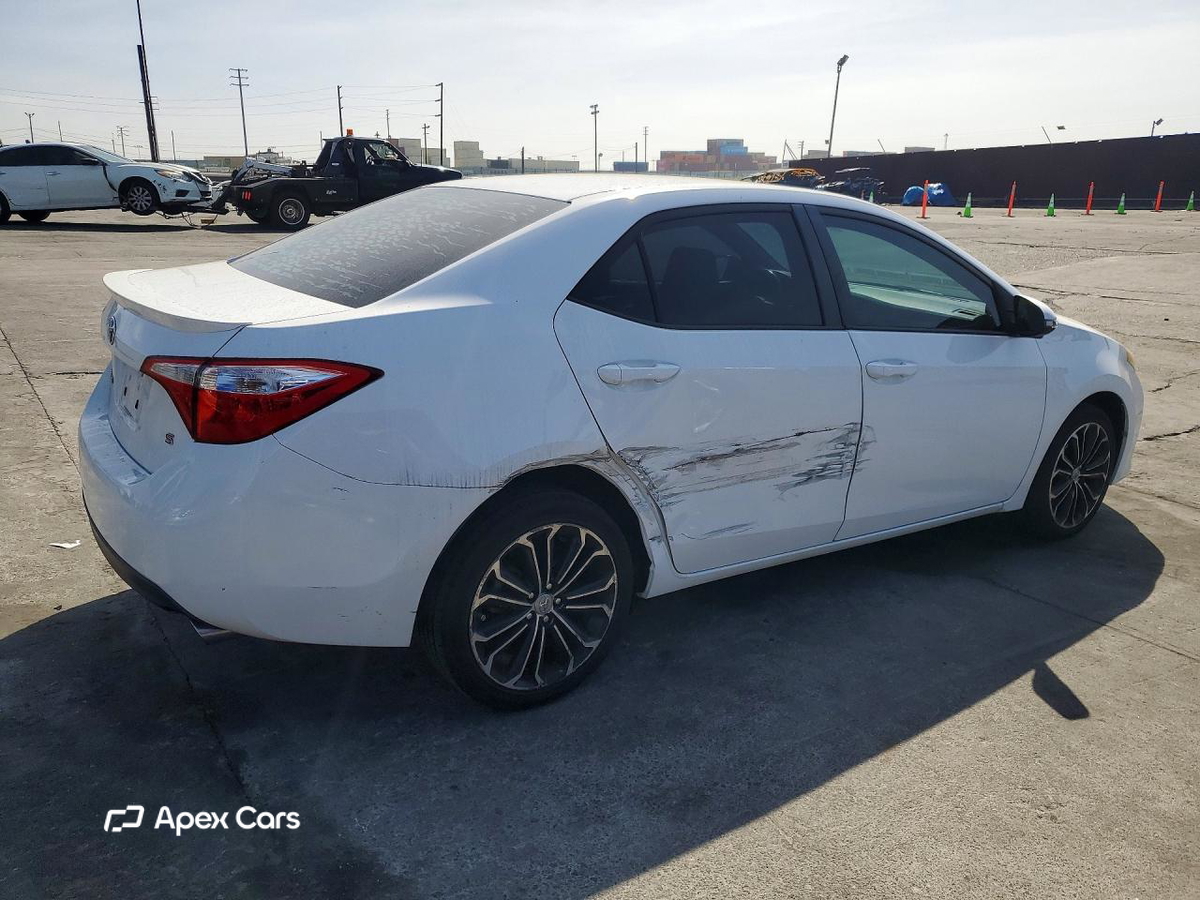 Toyota Corolla 2015