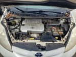 Toyota Sienna 2010