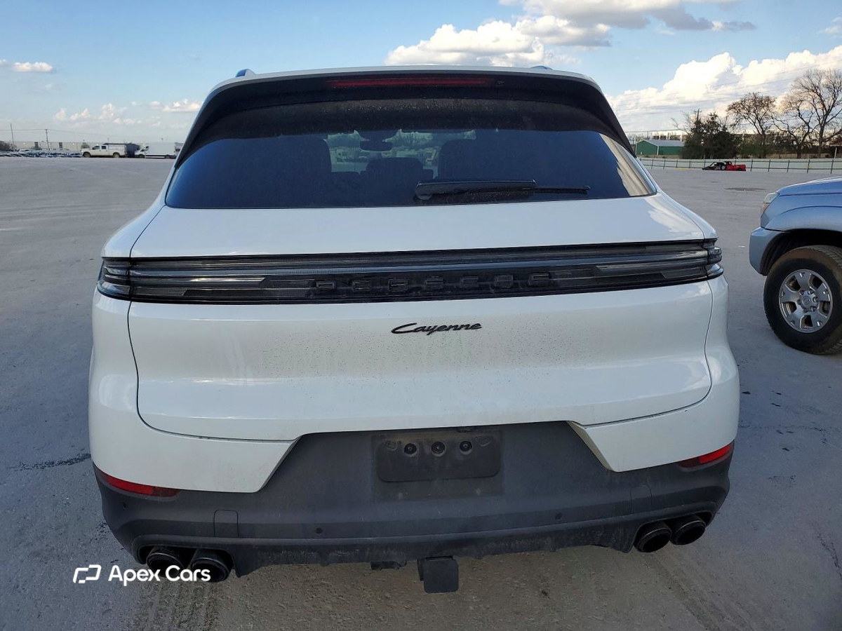 Porsche Cayenne 2024