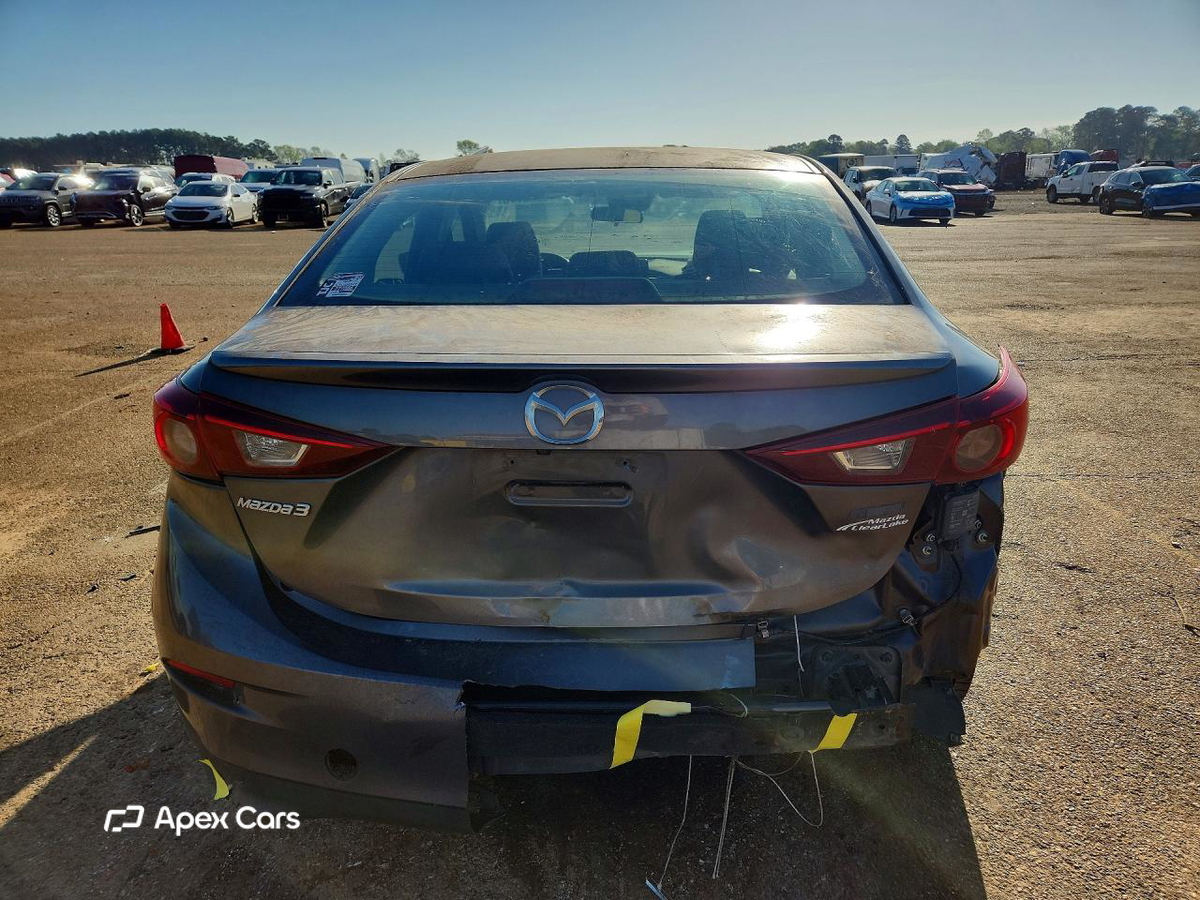 Mazda 3 2018