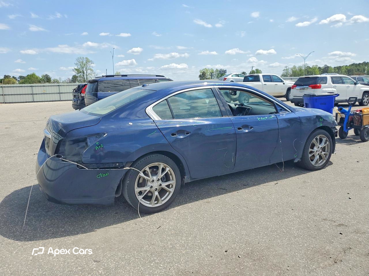 Nissan Maxima 2013