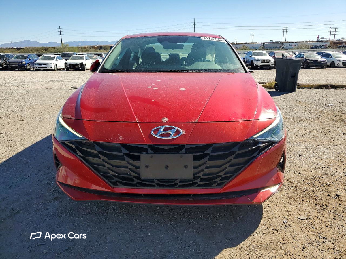 Hyundai Elantra 2023
