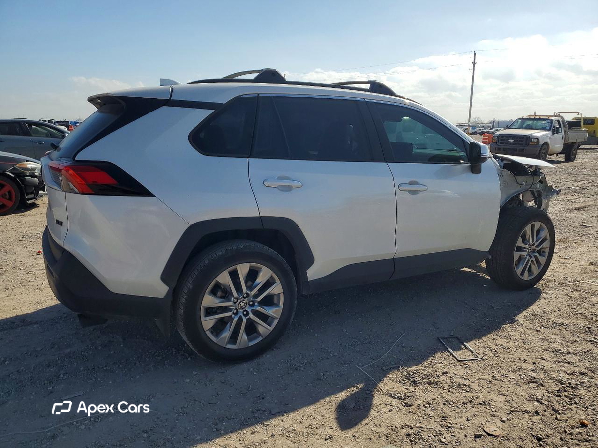 Toyota RAV 4 2024