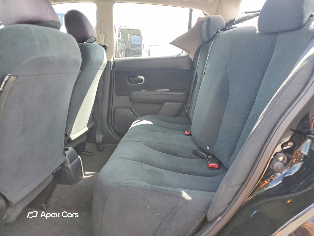 Nissan Versa 2010