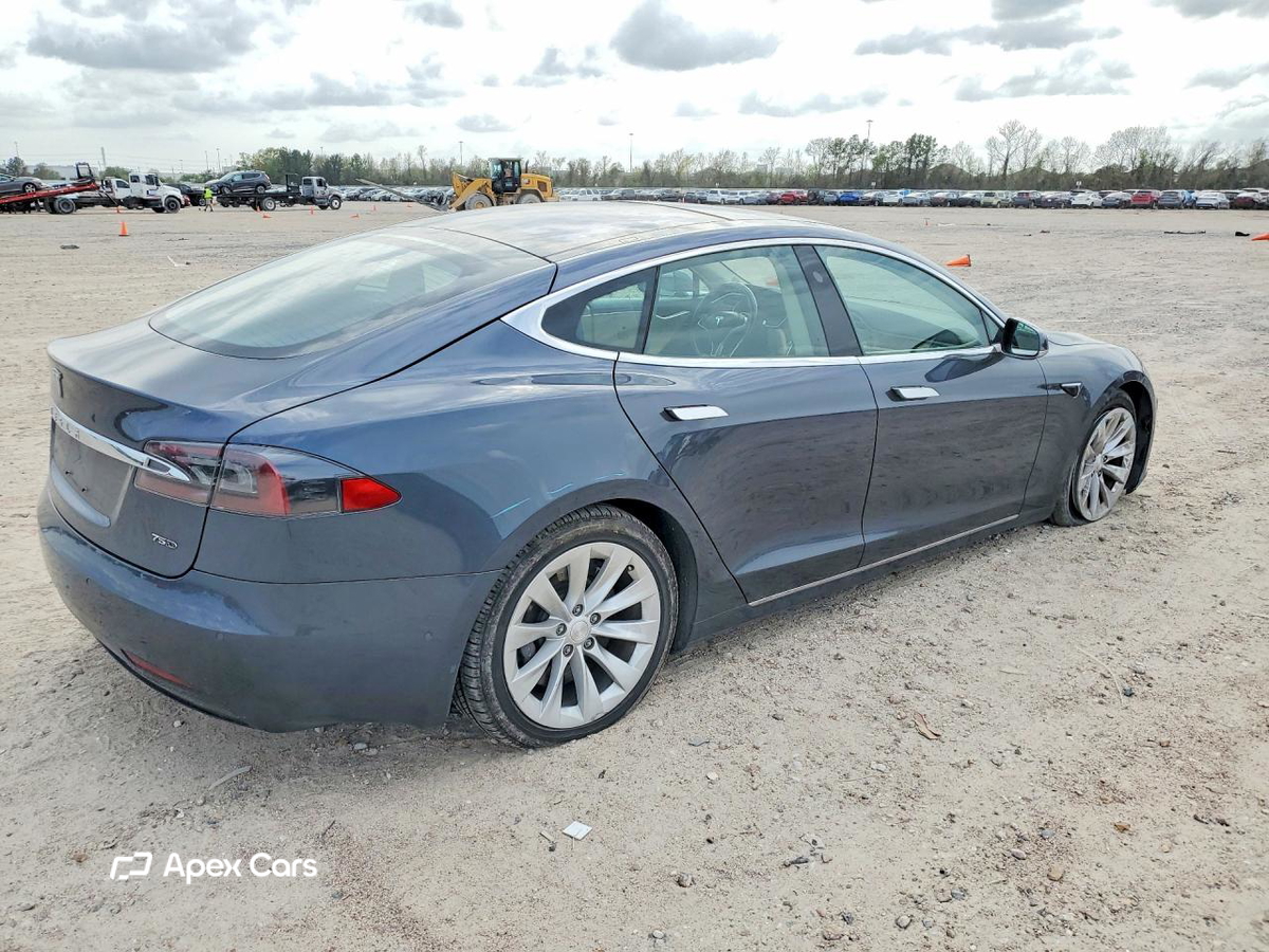 Tesla Model S 2016