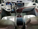 Toyota Sienna 2014