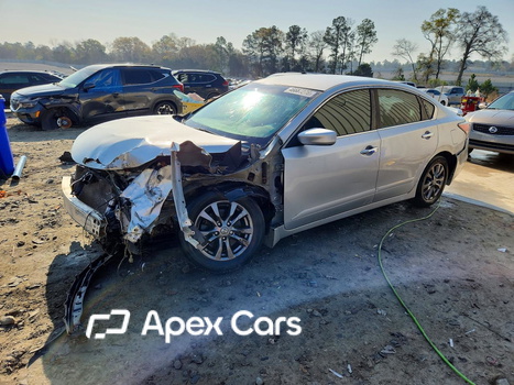 Nissan Altima 2015 - Image 1 of 13