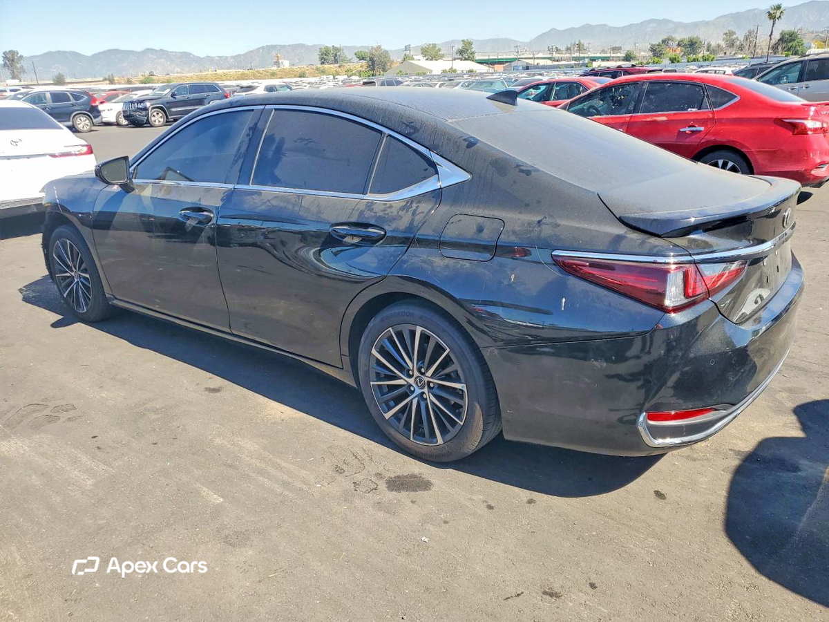 Lexus ES 2024