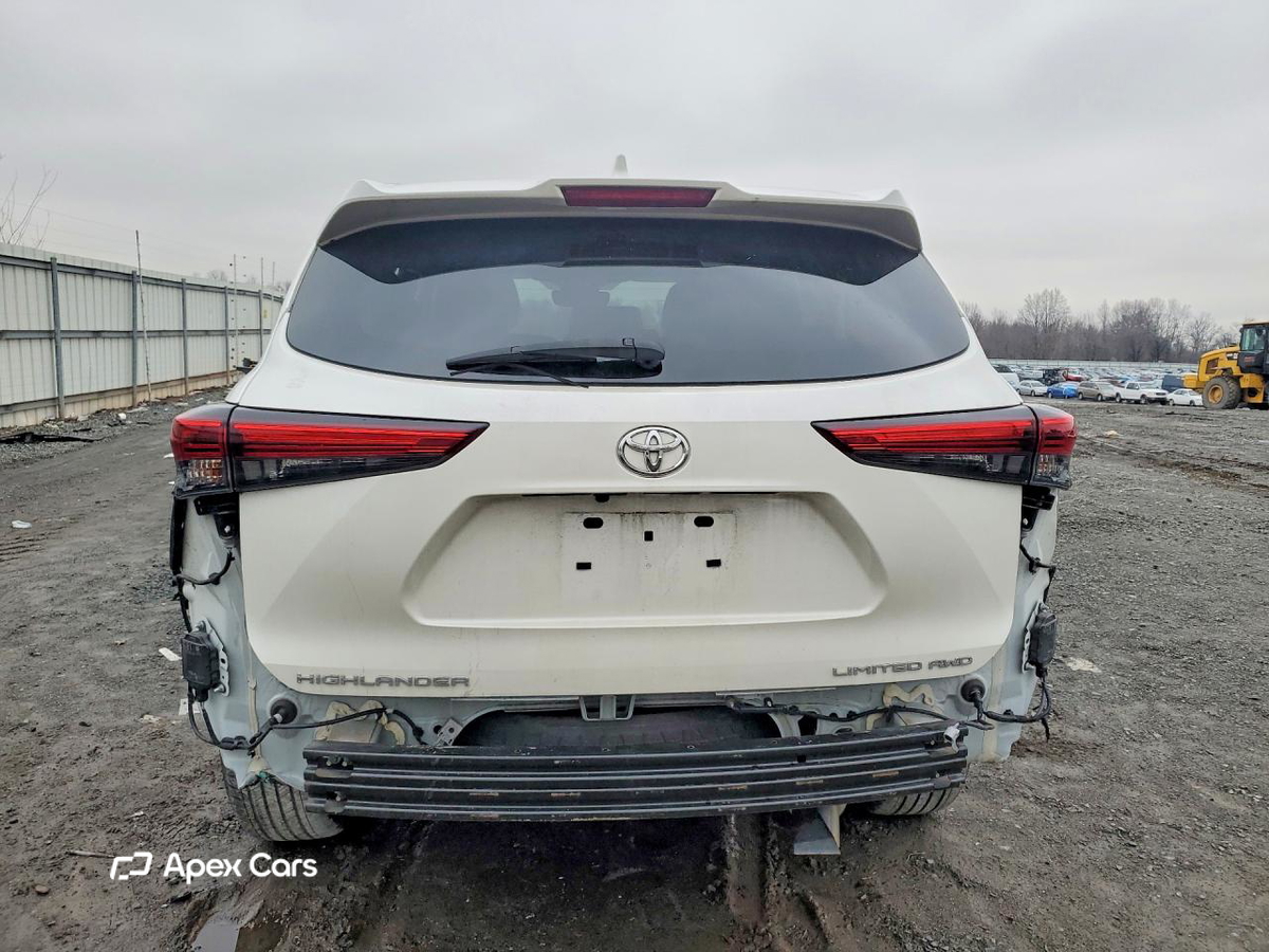 Toyota Highlander 2021