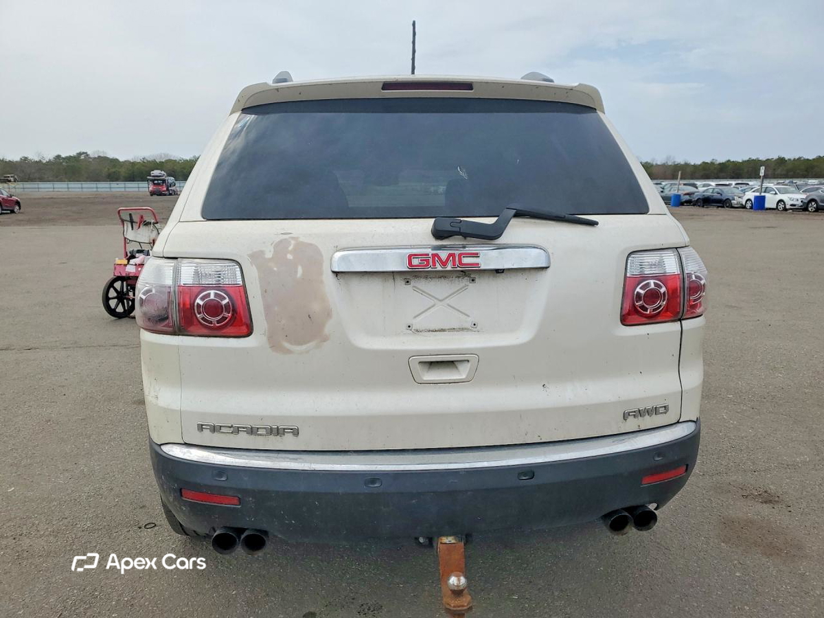 GMC Acadia 2011