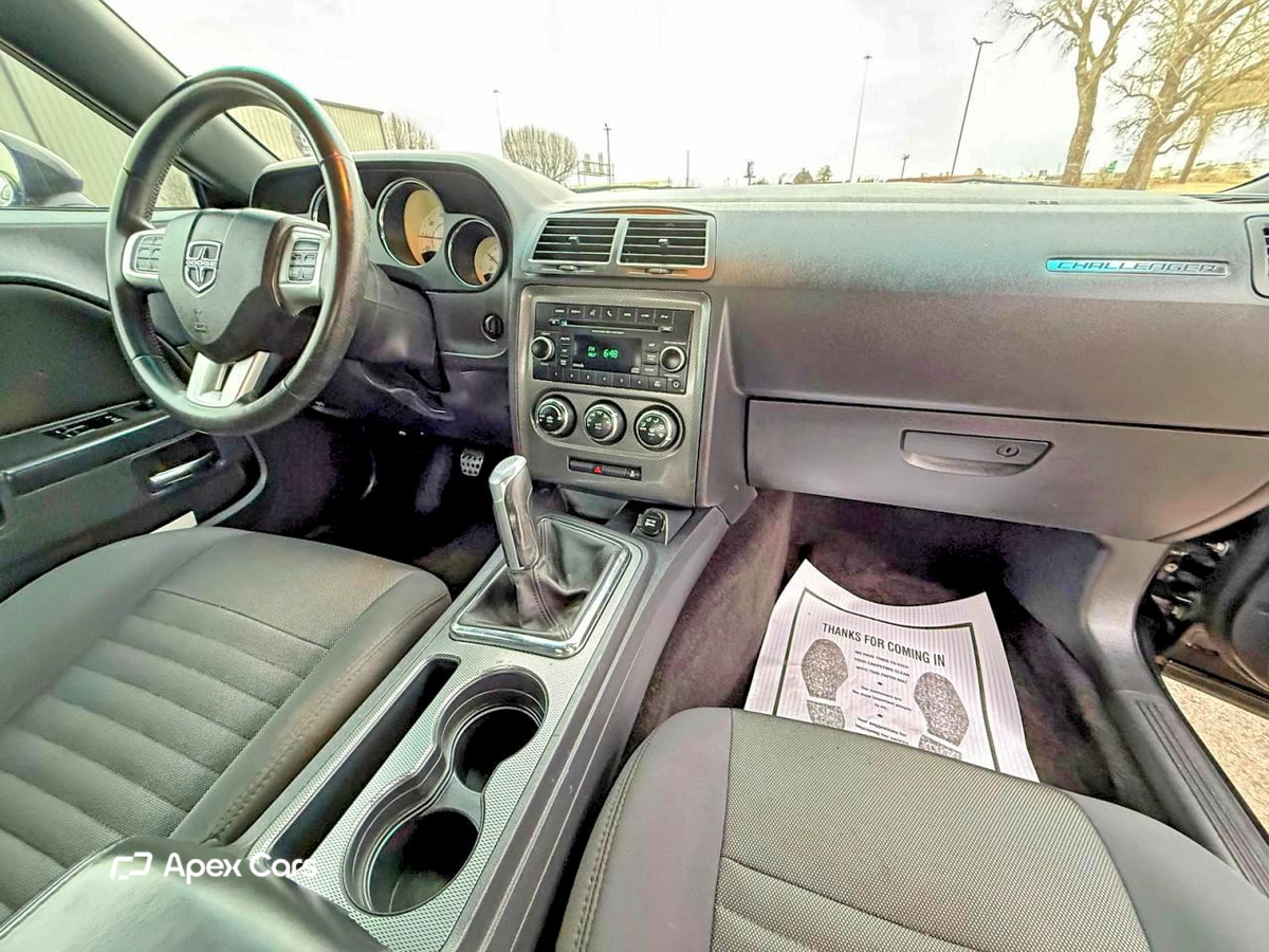 Dodge Challenger 2013