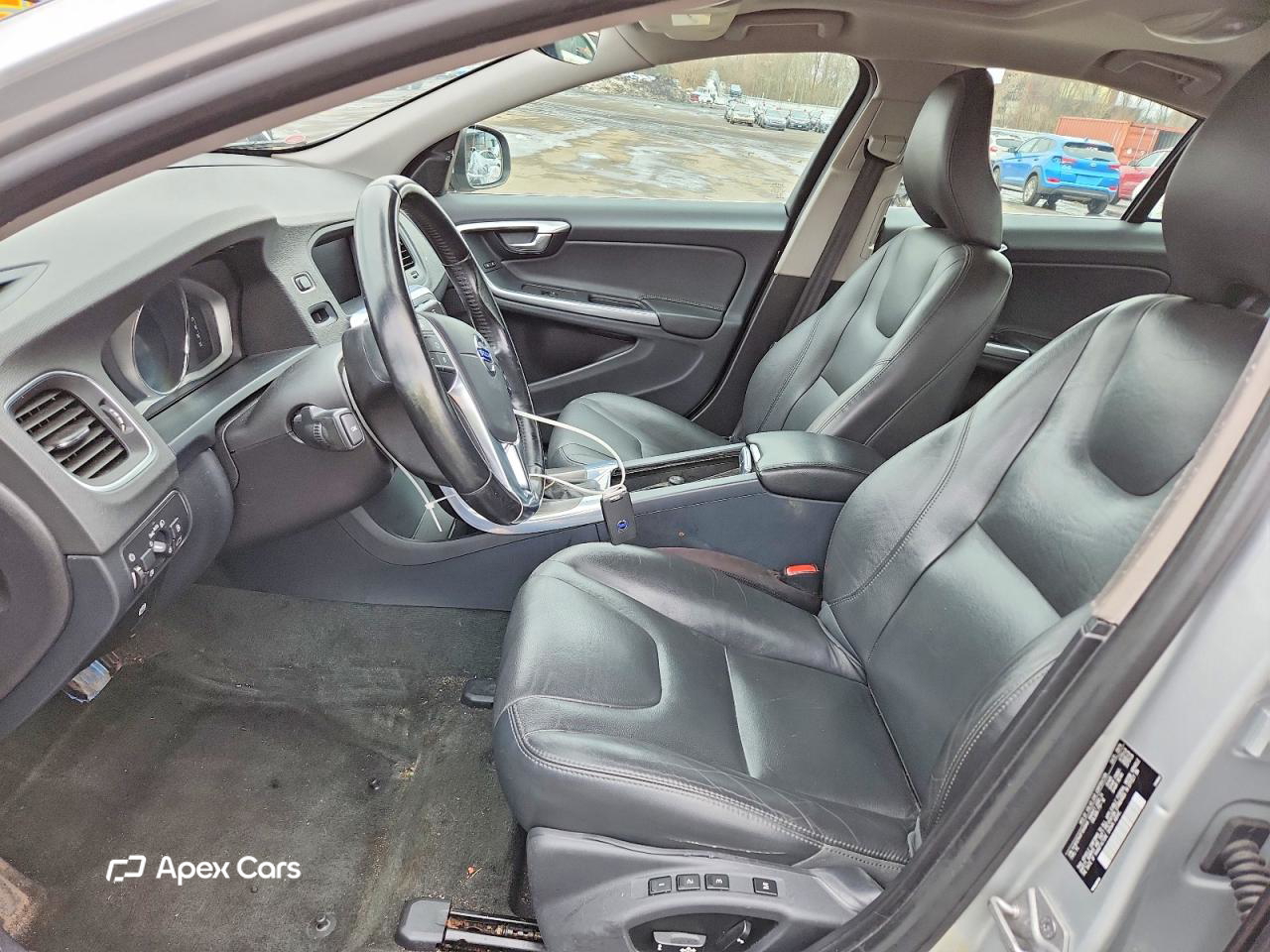 S60 2015