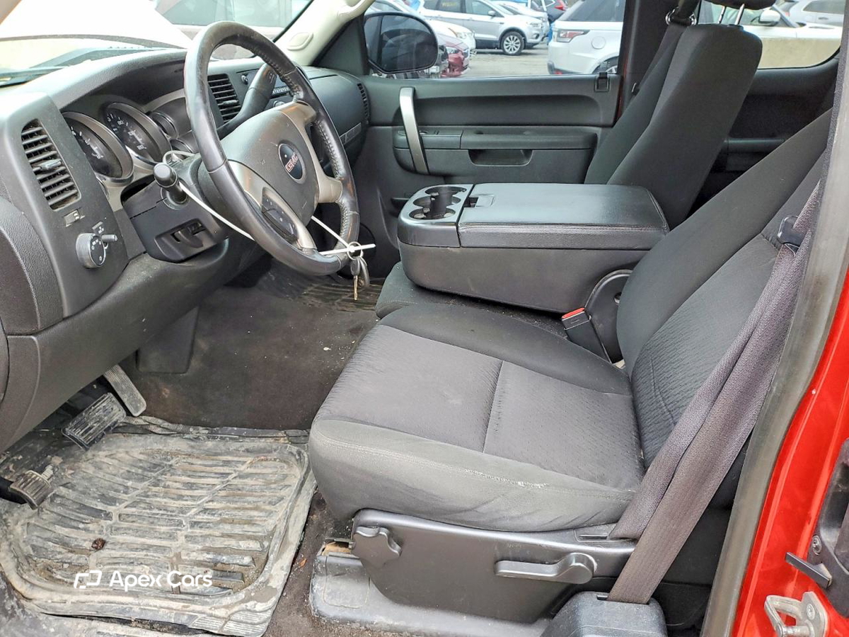 GMC Sierra 2011