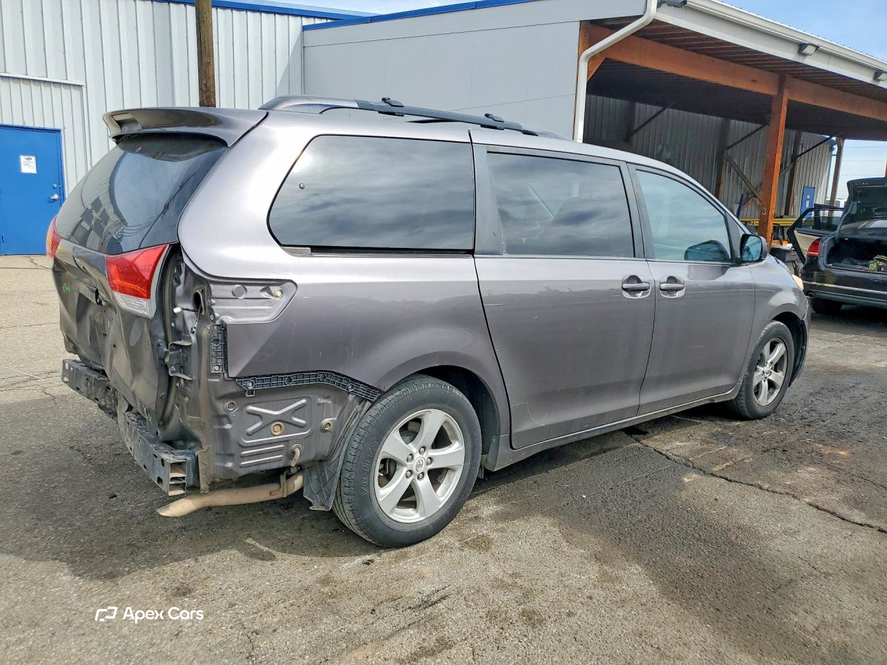 Toyota Sienna 2011