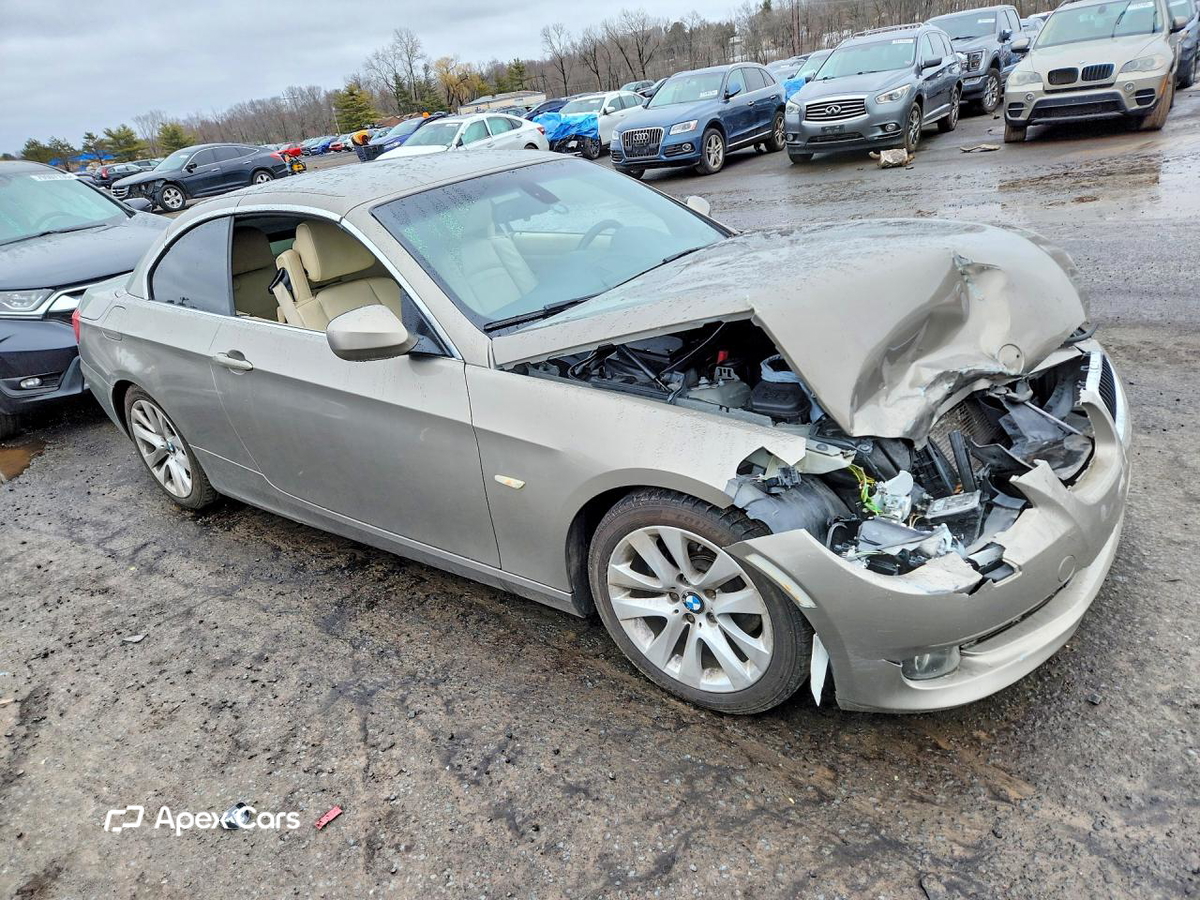 BMW Series 3 2011