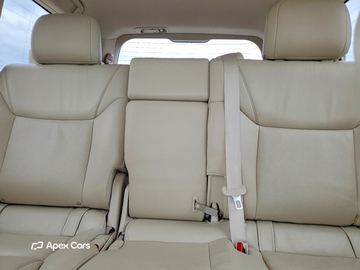 Lexus LX 2013
