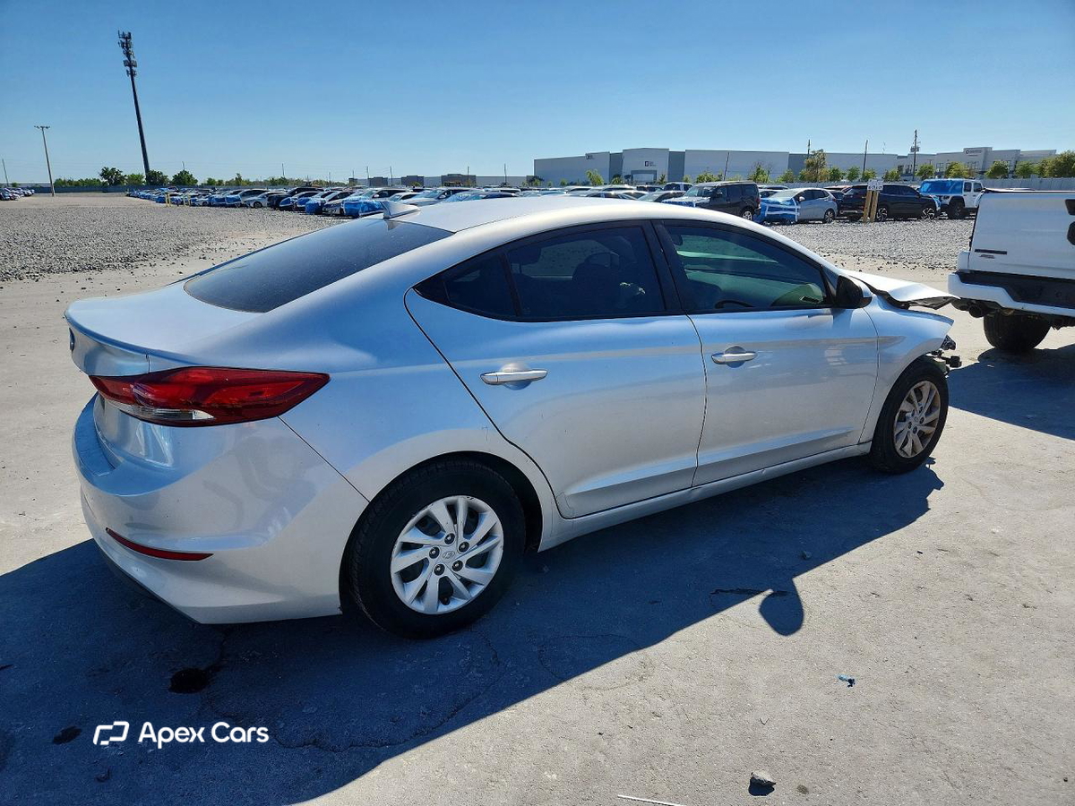 Hyundai Elantra 2017