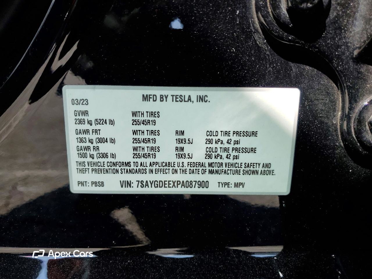 Tesla Model Y 2023