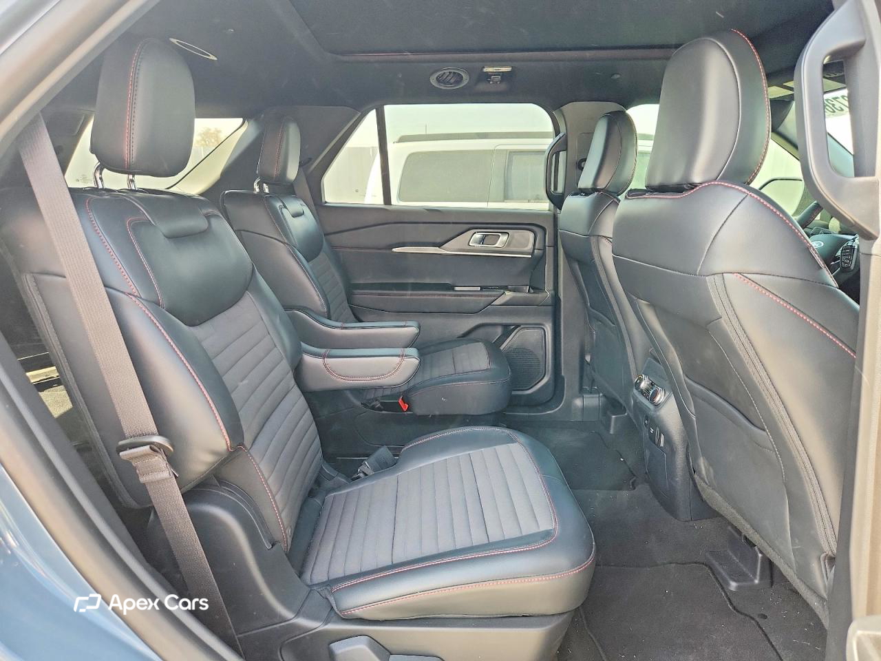 Ford Explorer 2025