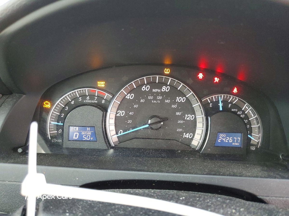 Toyota Camry 2012