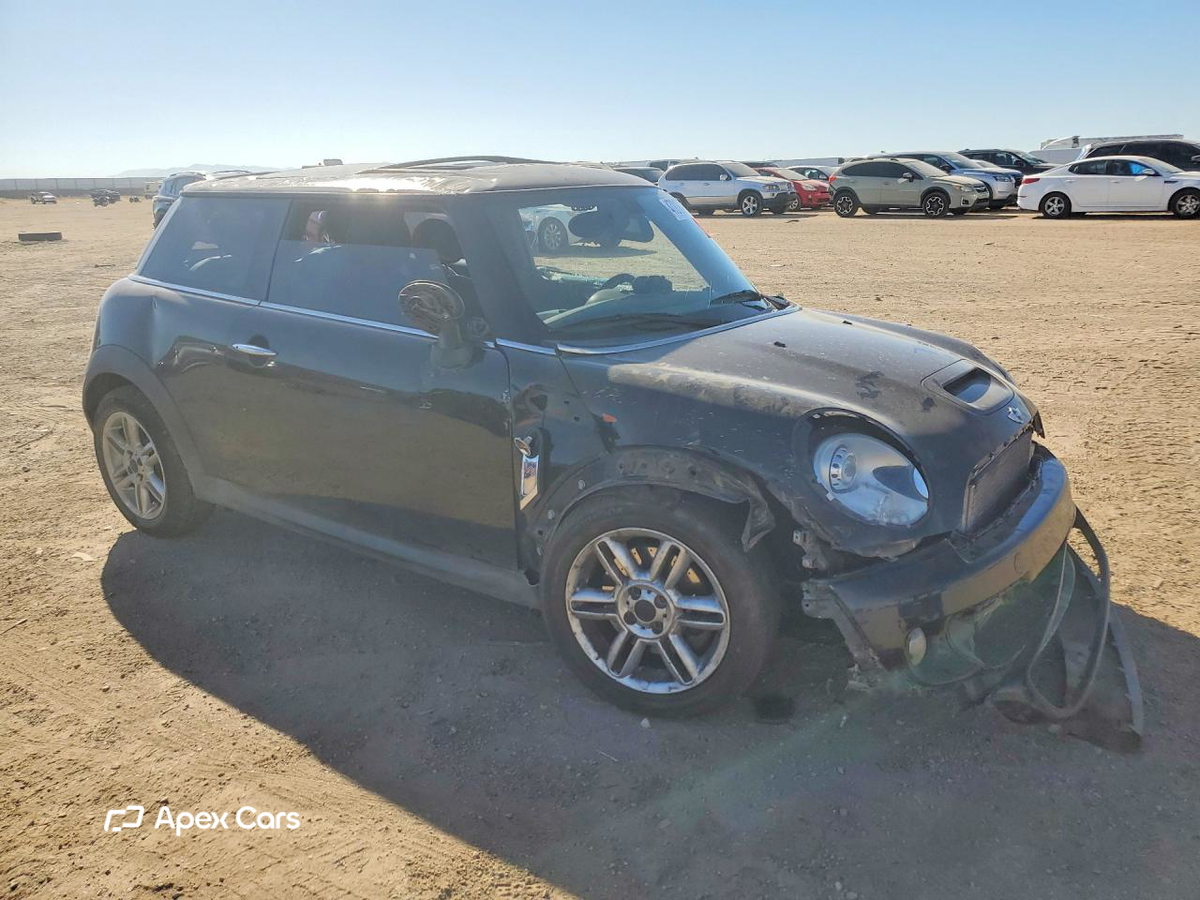 MINI Cooper 2011