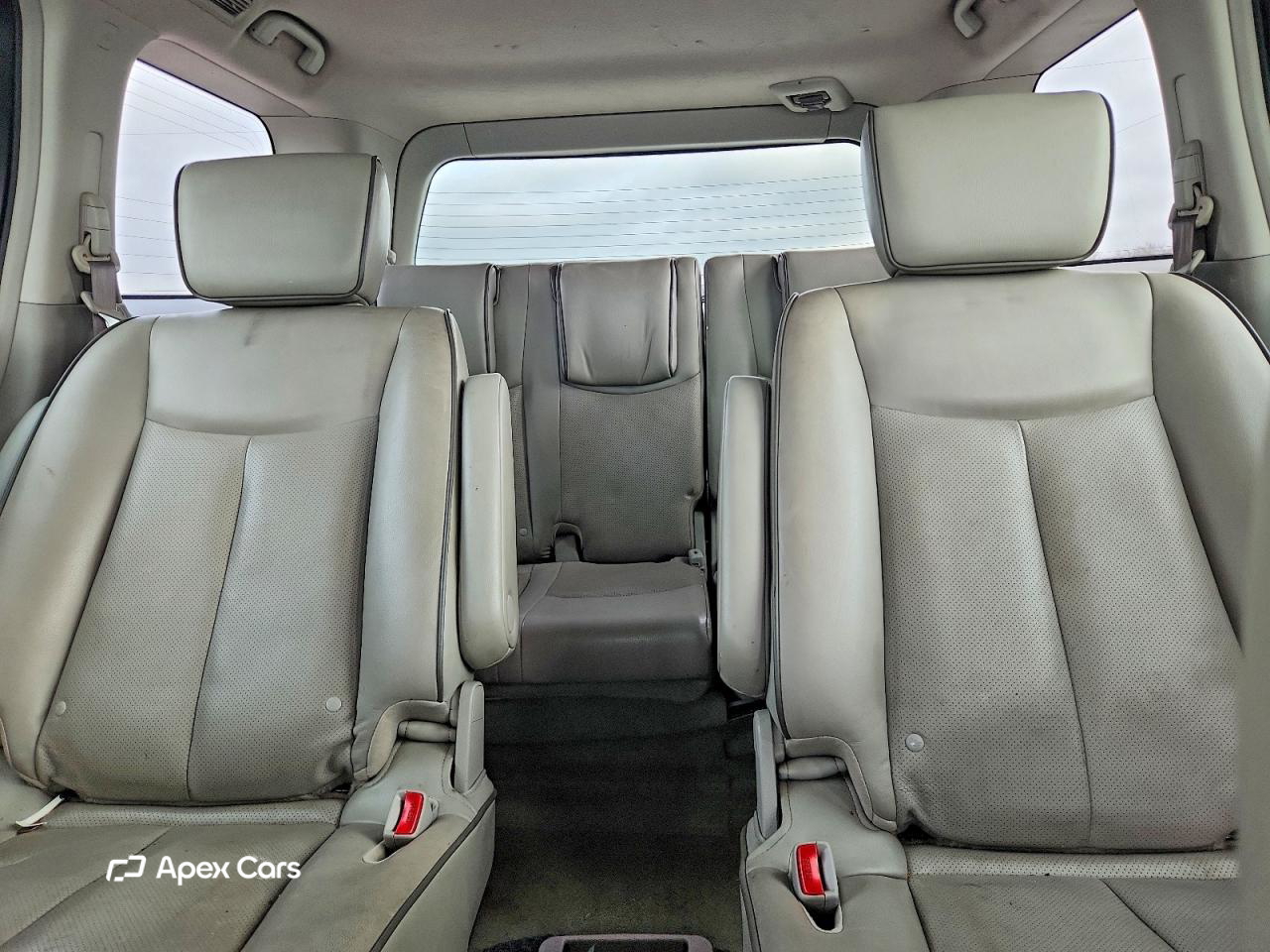 Nissan Quest 2014