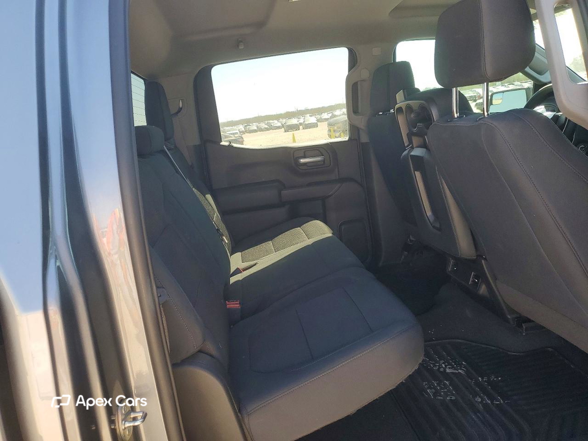 Chevrolet Silverado 2021