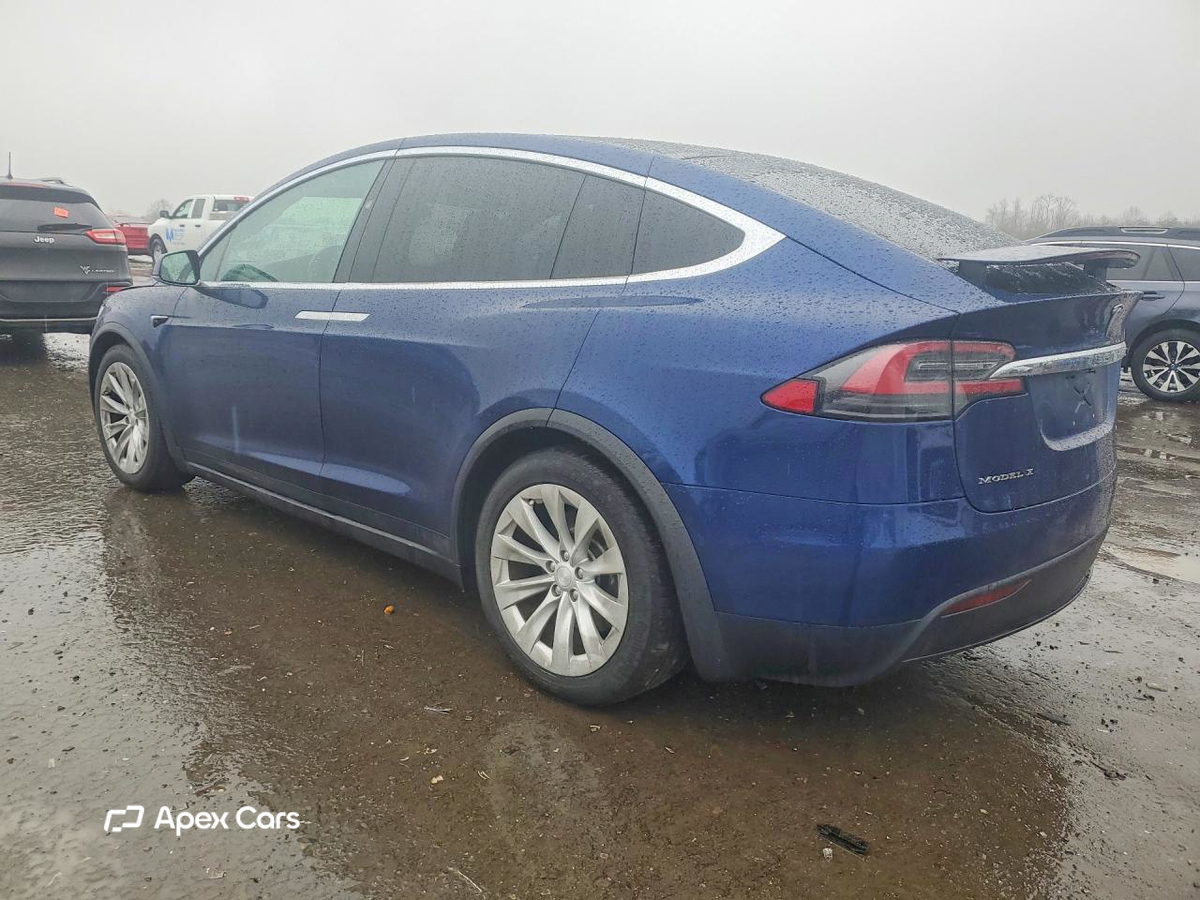 Tesla Model X 2018