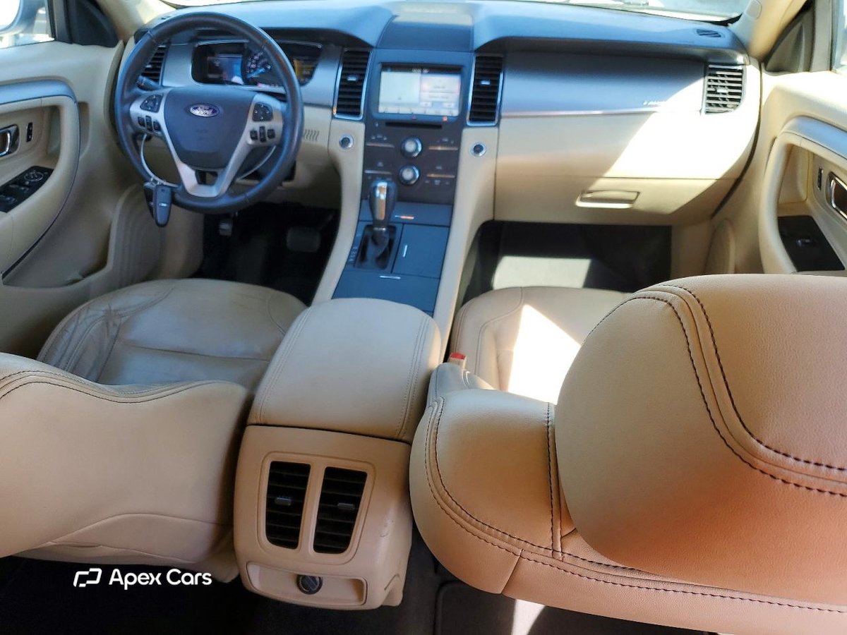 Ford Taurus 2016