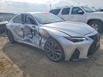 Lexus IS 2022