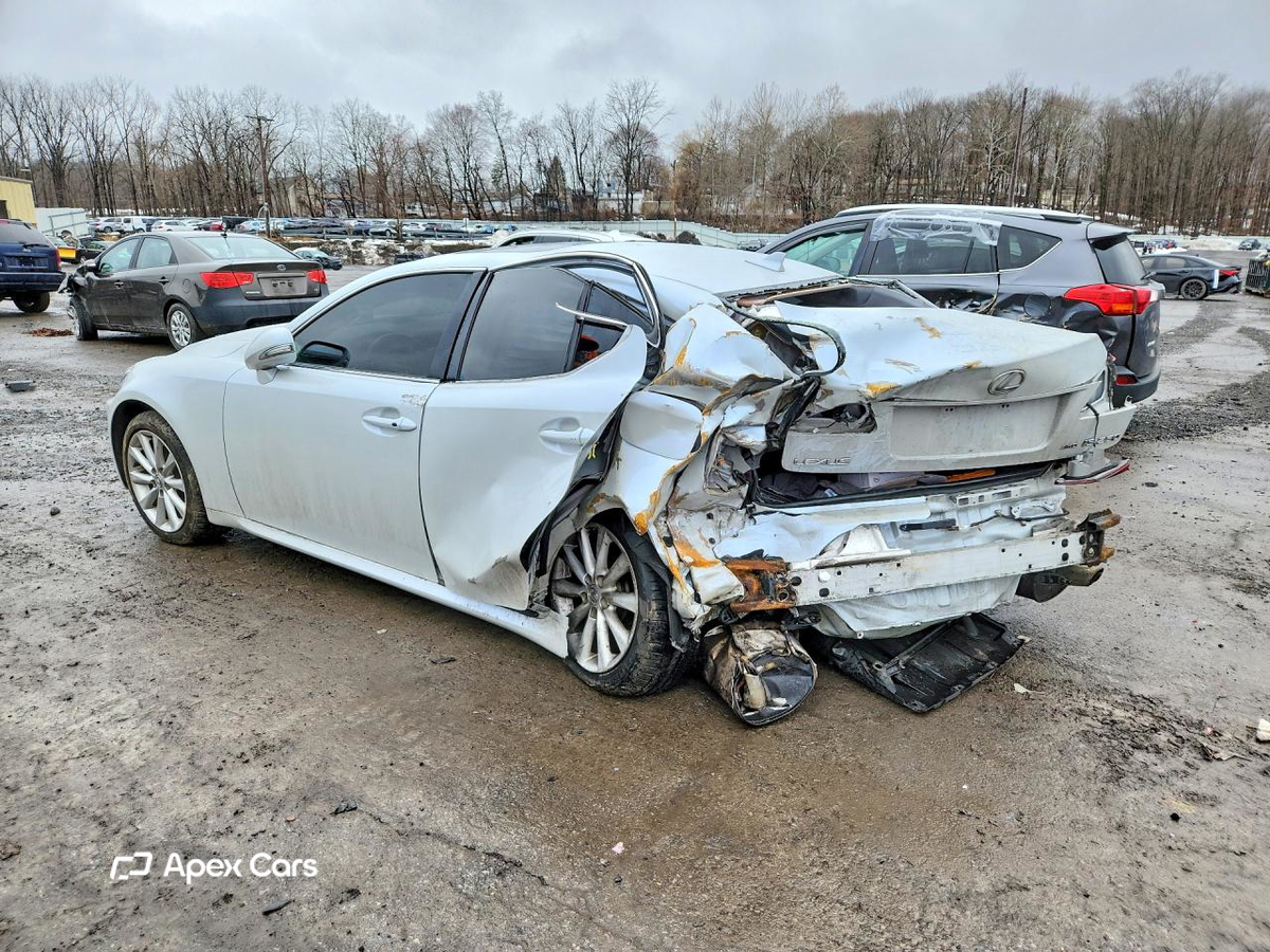 Lexus IS 2010