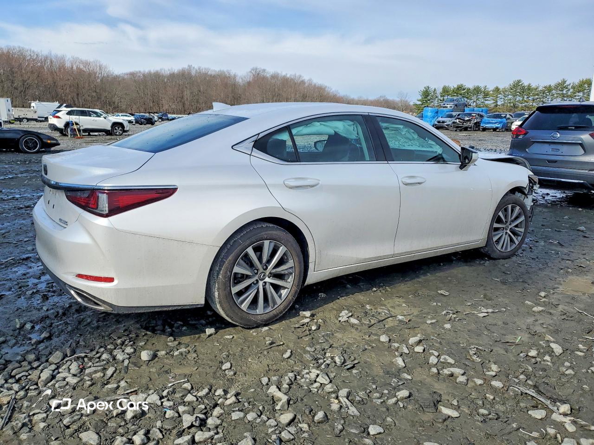 Lexus ES 2020