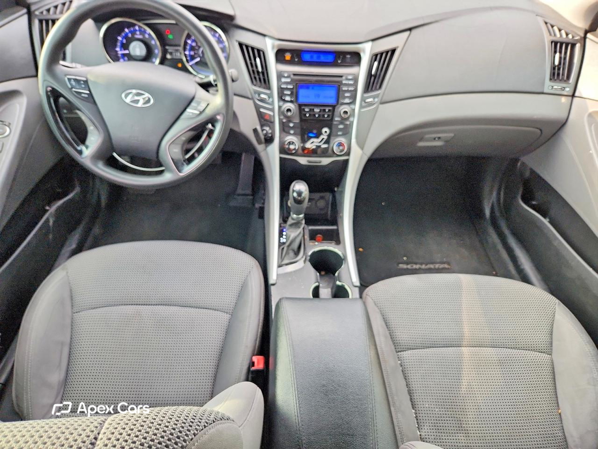 Hyundai Sonata 2012