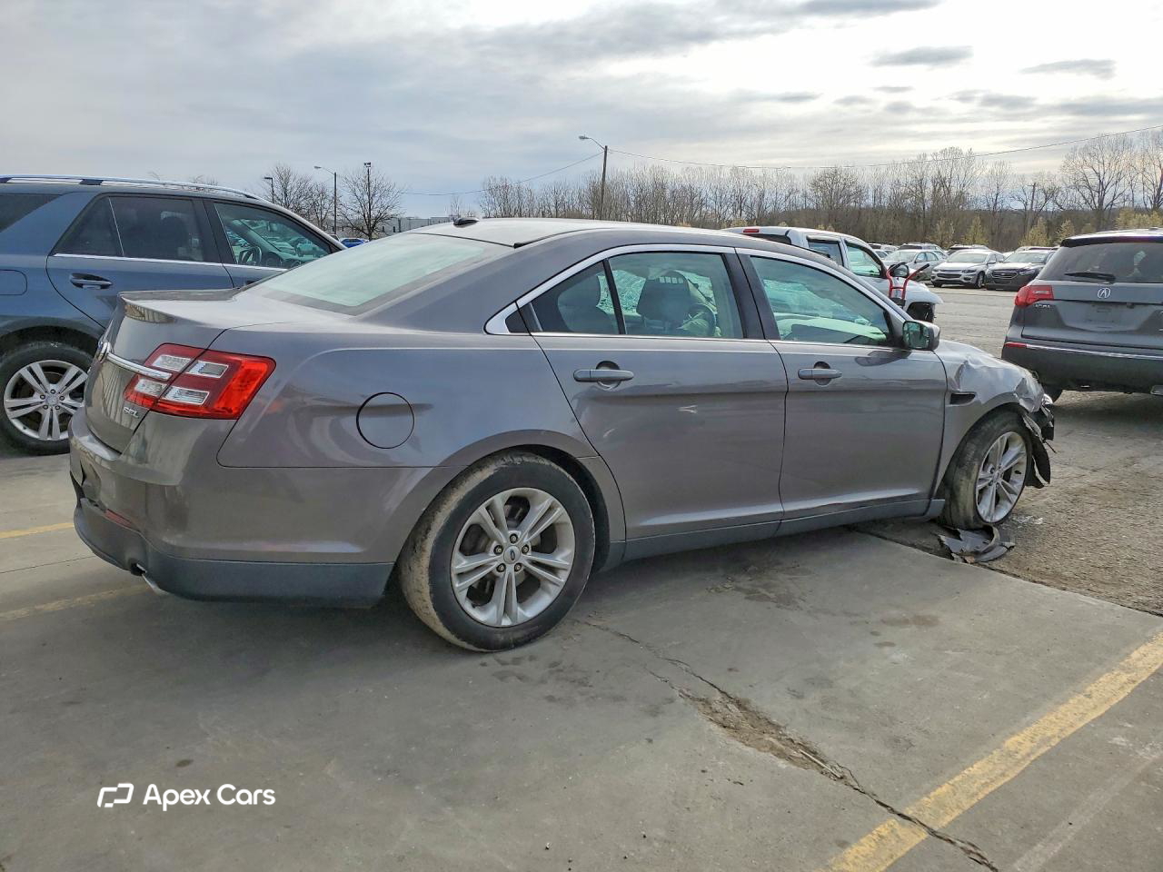 Ford Taurus 2014