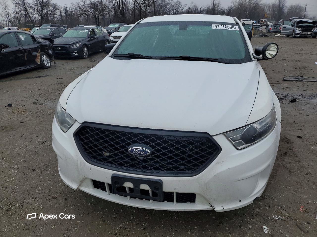 Ford Taurus 2016