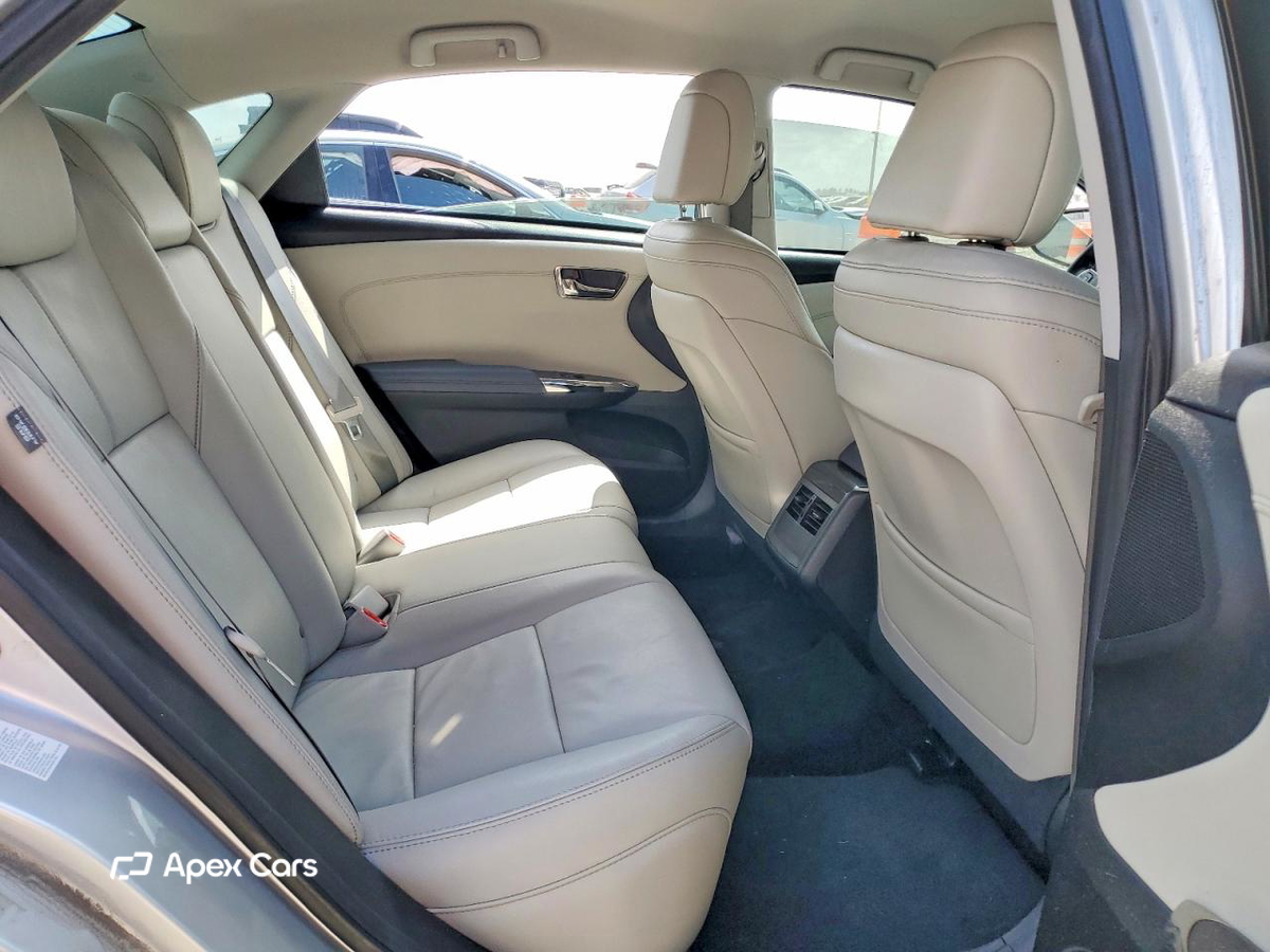 Toyota Avalon 2013