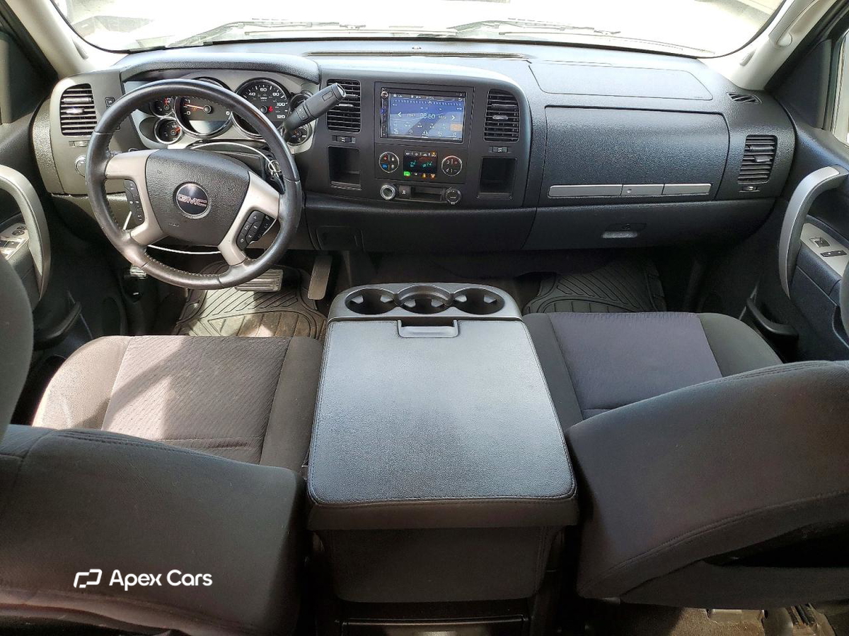 GMC Sierra 2011