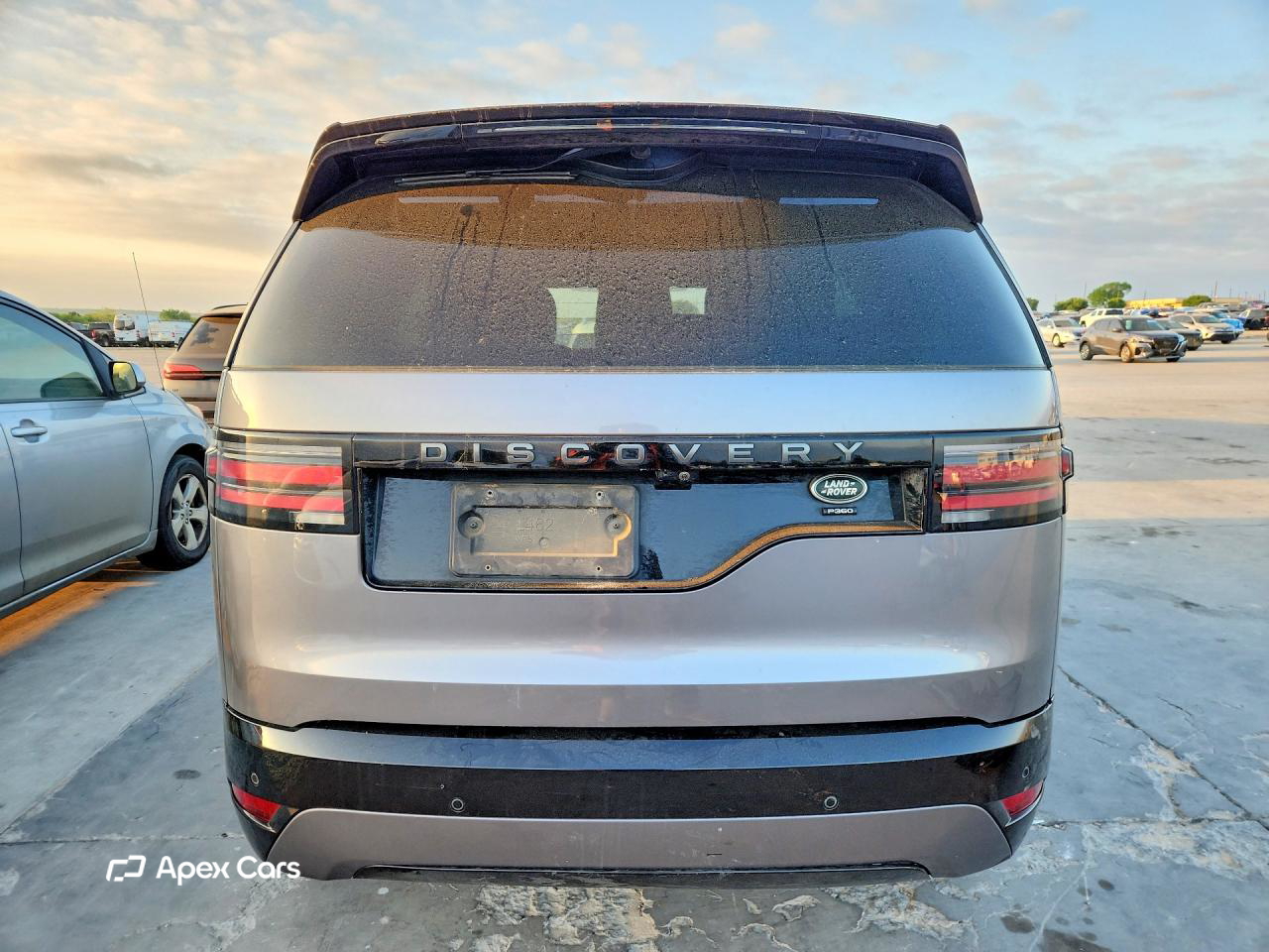 Land Rover Discovery 2023