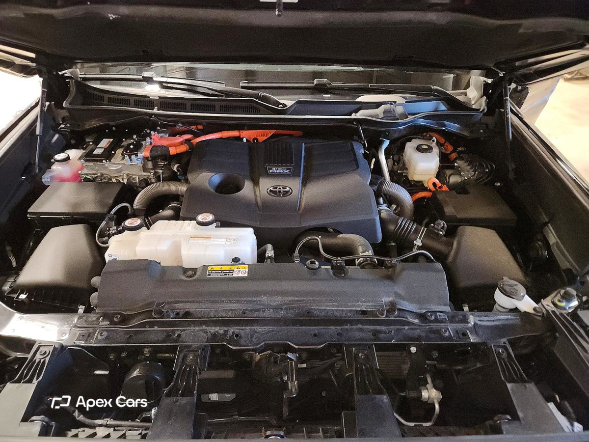 Toyota Sequoia 2024