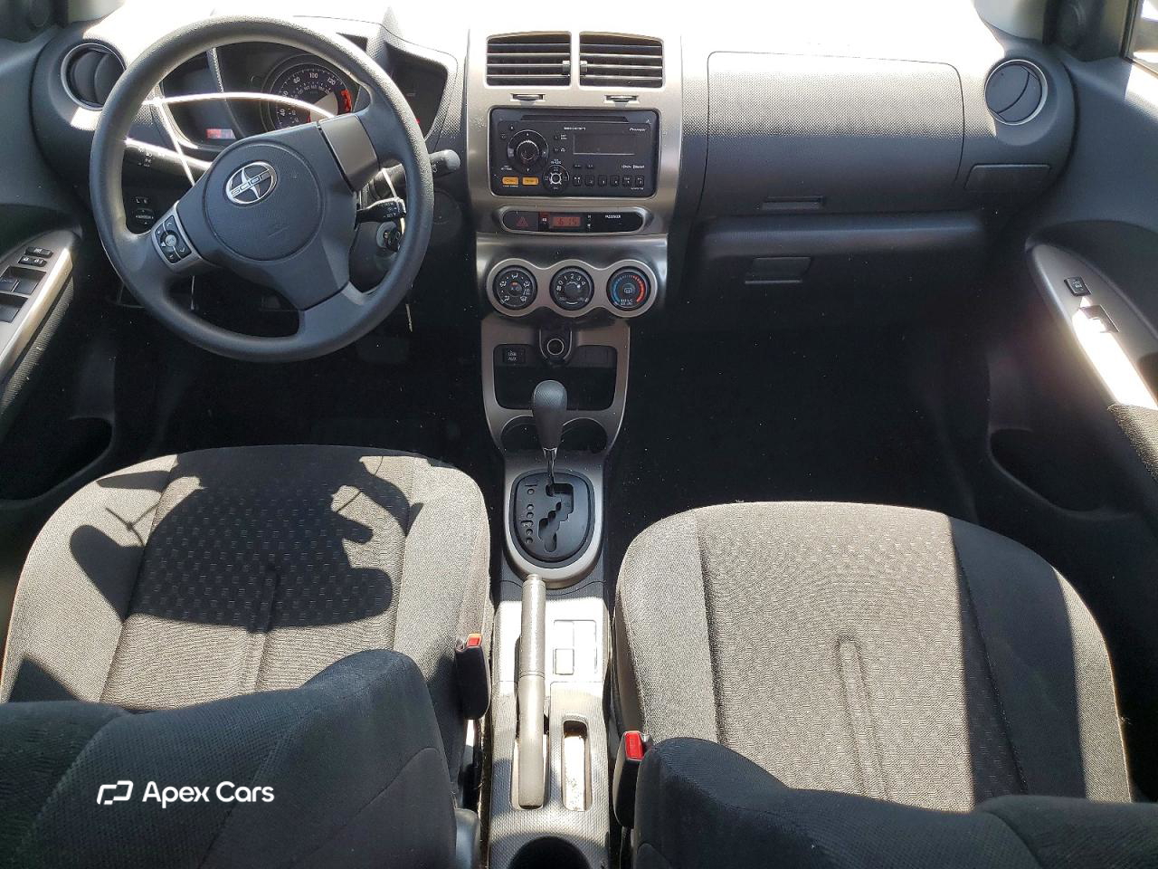 Scion xD 2012