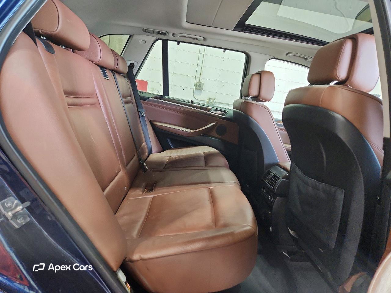 BMW X5 2011