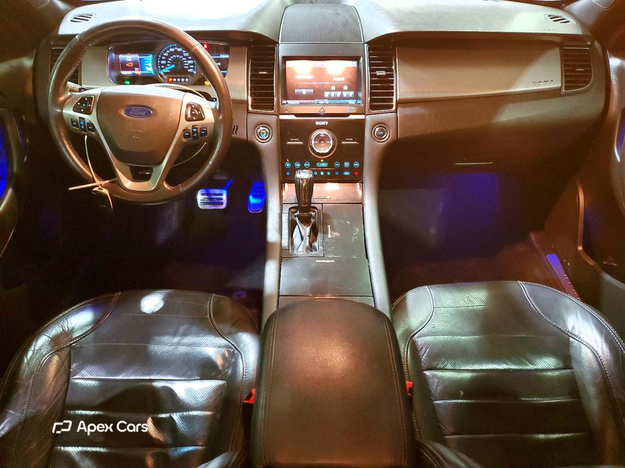 Ford Taurus 2015