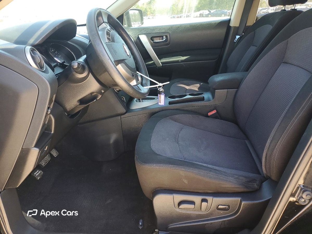 Nissan Rogue 2011
