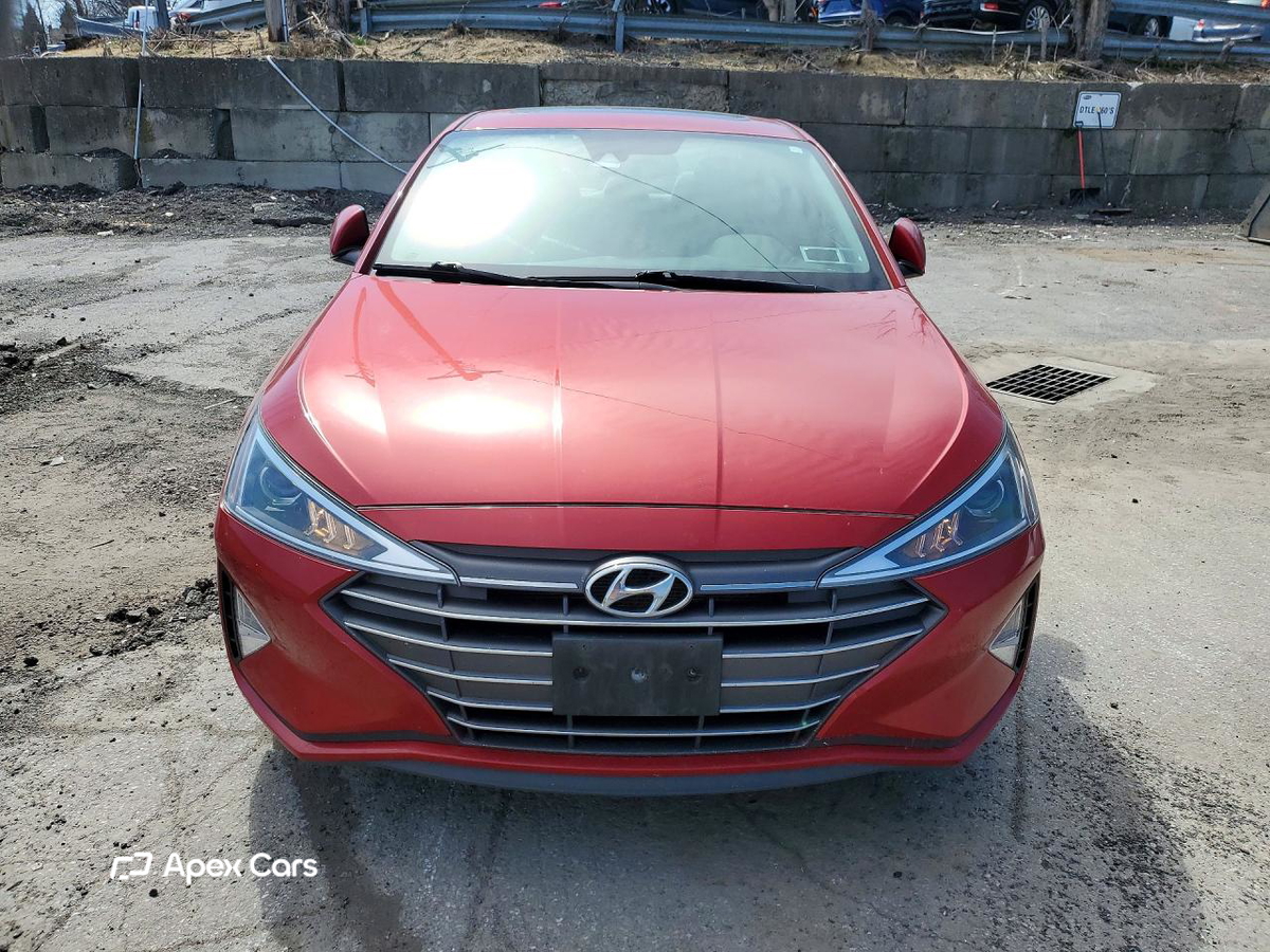 Hyundai Elantra 2020