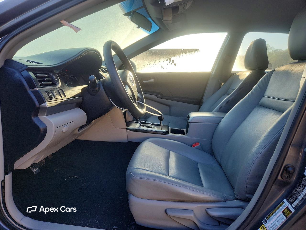 Toyota Camry 2012