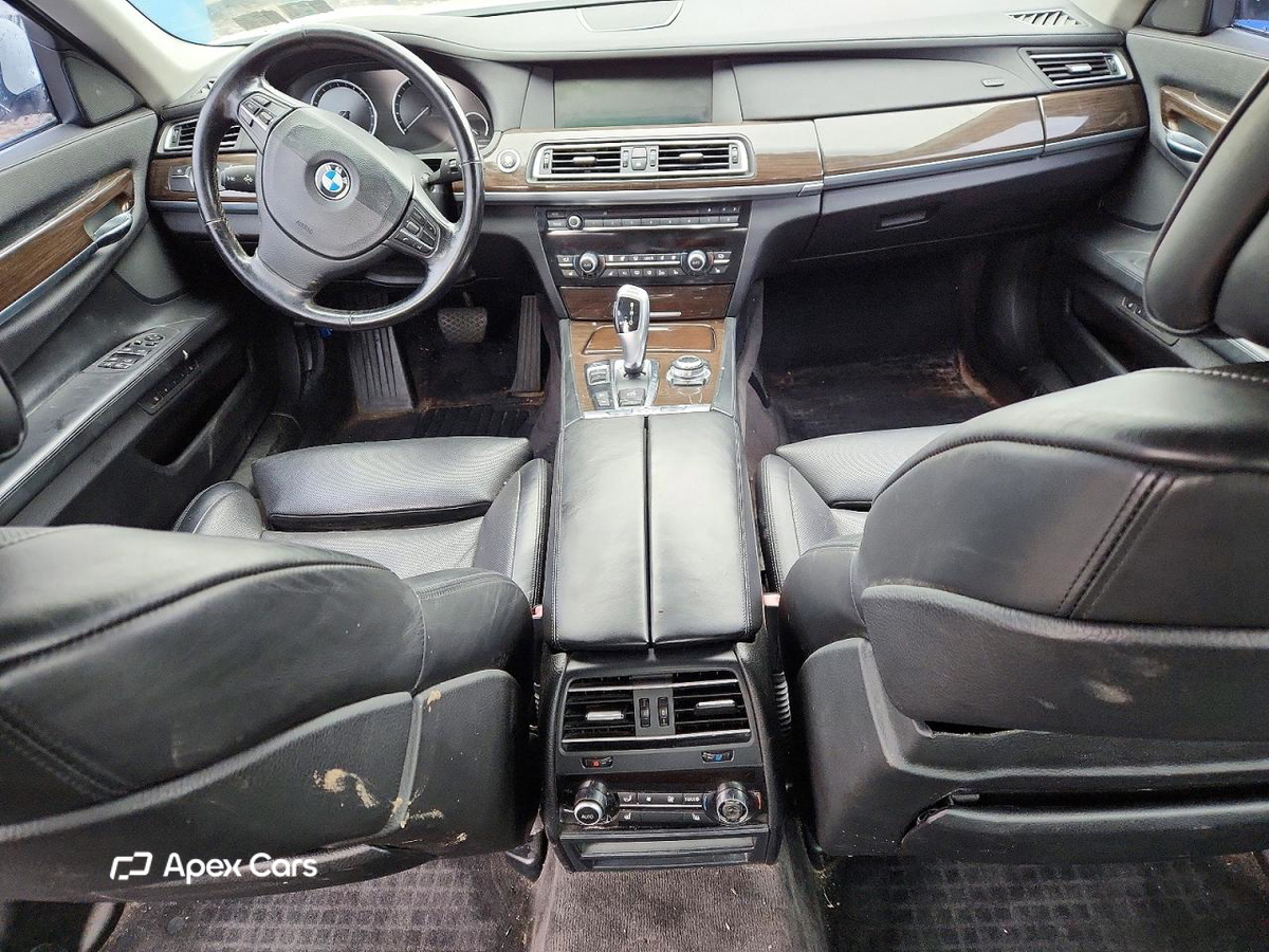 BMW Series 7 2011