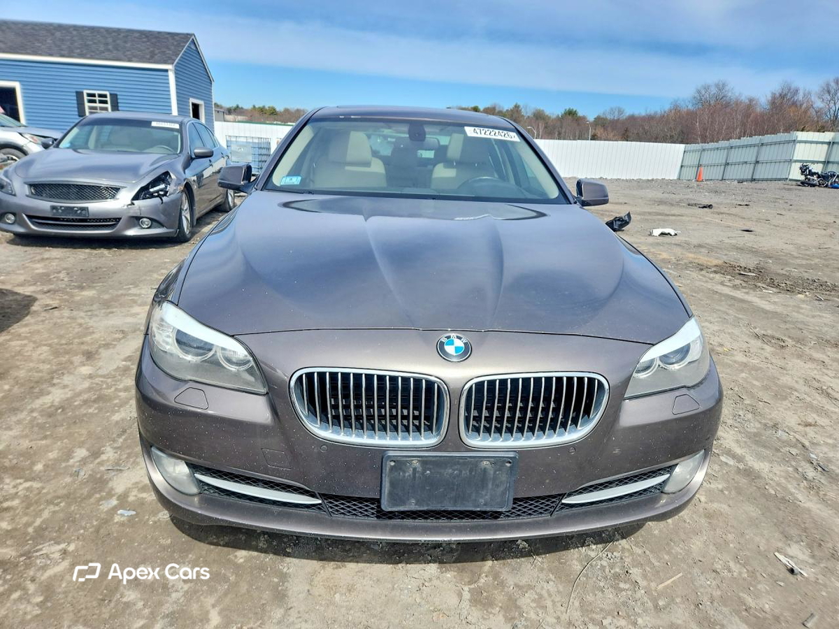 BMW Series 5 2011