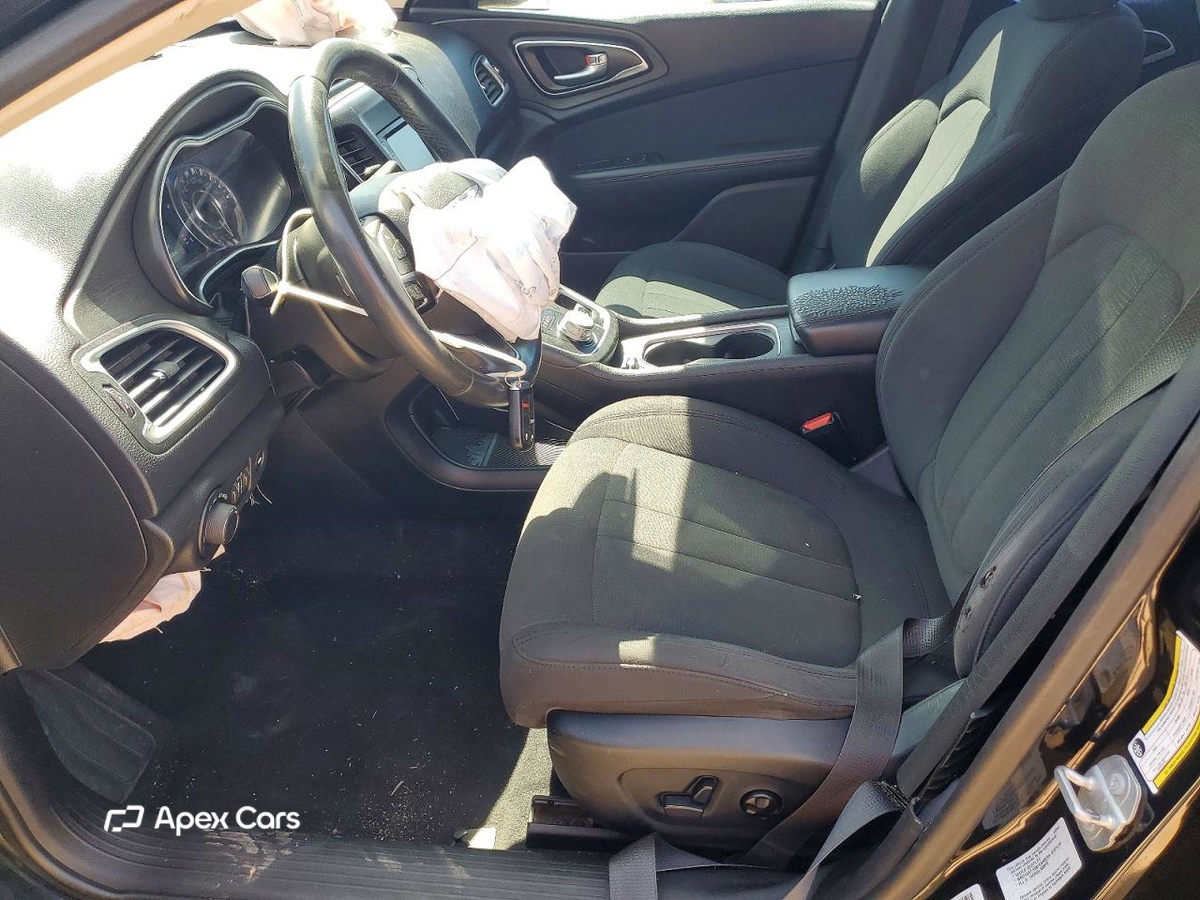 Chrysler 200 2016