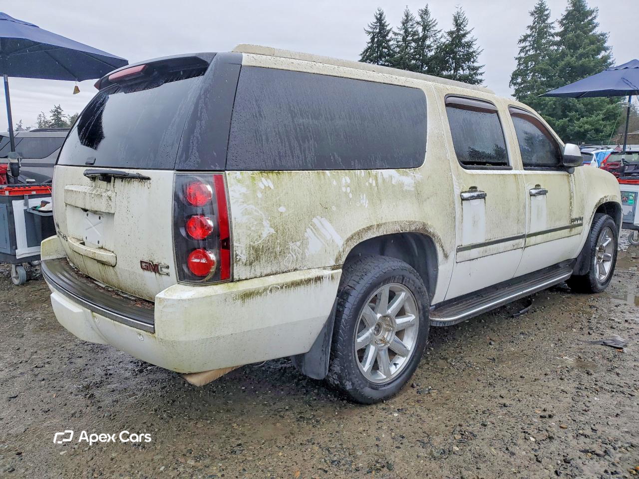 GMC Yukon 2011