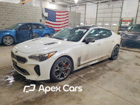 Kia Stinger 2018 - Image 1 of 5